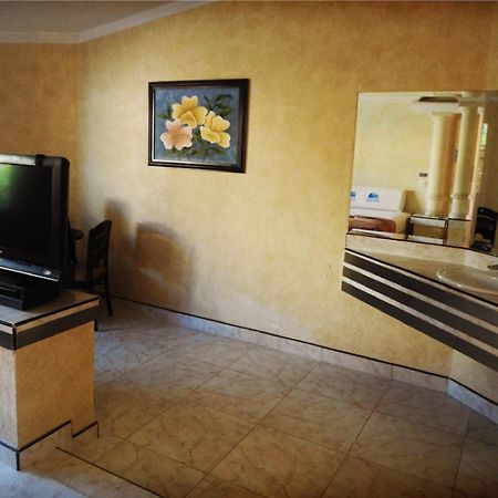Motel Costa Канкун Екстер'єр фото